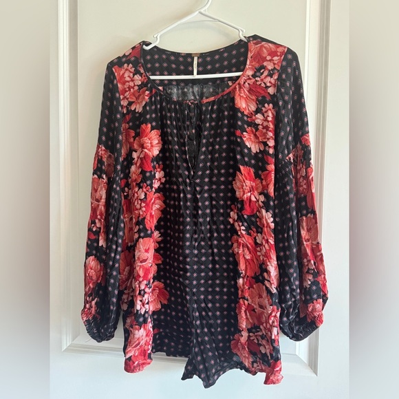 FP Movement by Free People Navy and Red Floral Romper - Picture 4 of 9